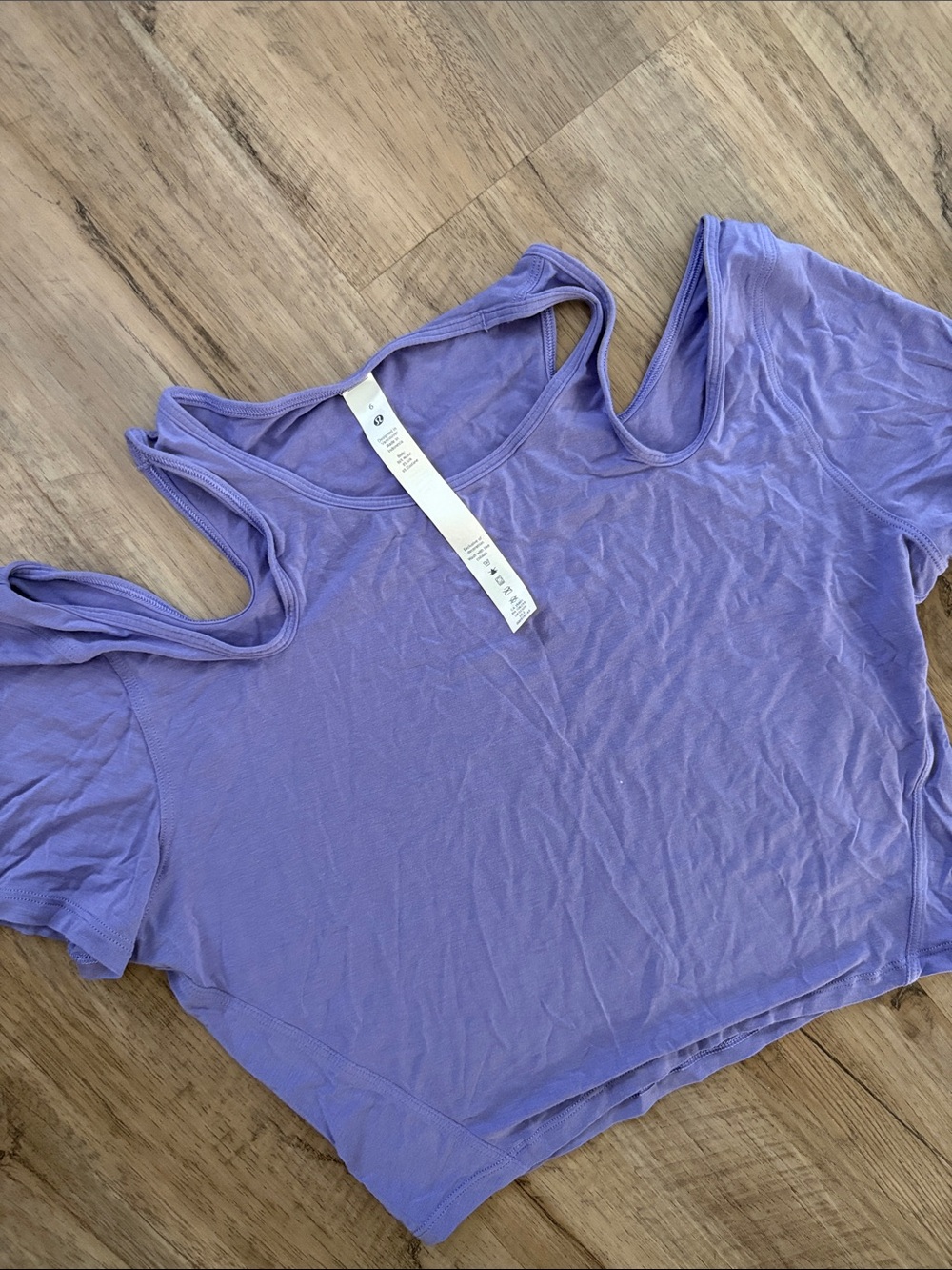 Lululemon Lavender Cold-Shoulder Women's crop tank